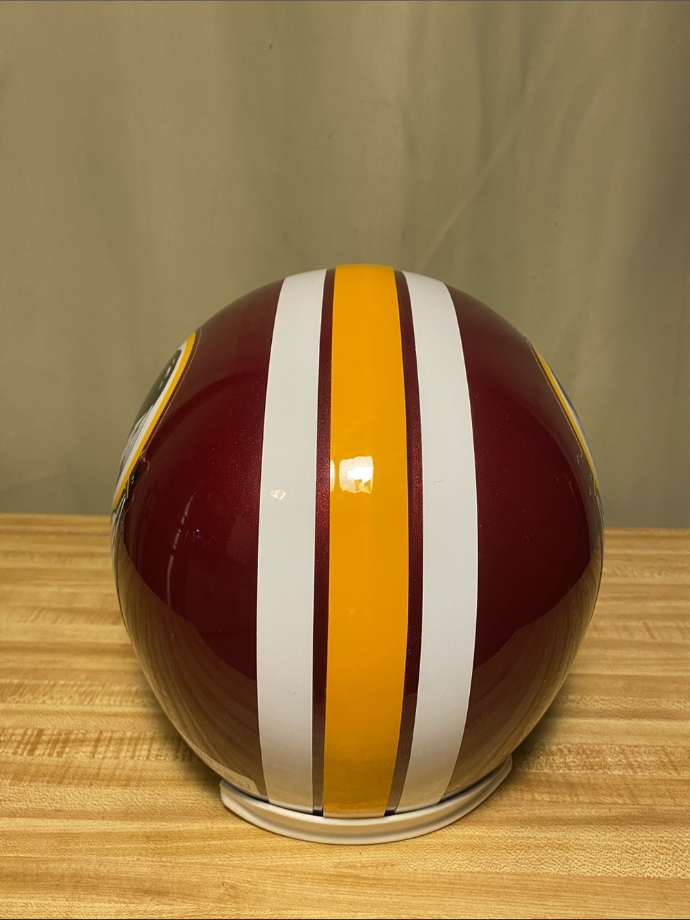 Washington Redskins Riddell Collectible,Display Full Size Football Helmet - Picture 3 of 8